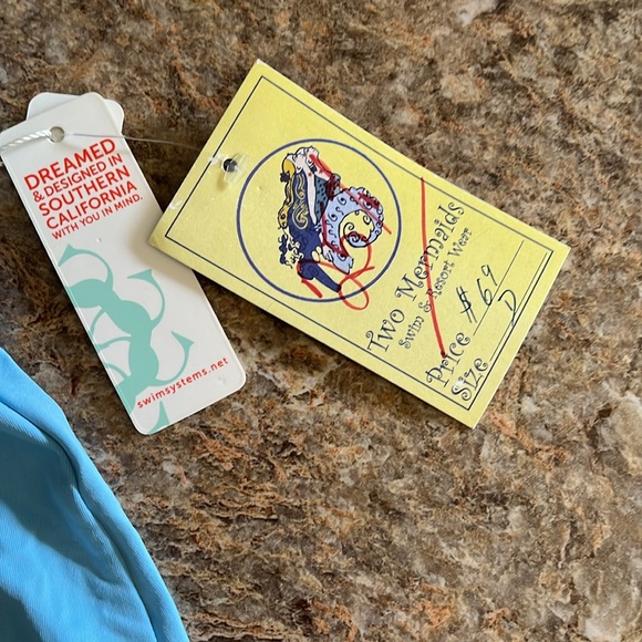 NWT TANKINI TOP - Picture 3 of 6